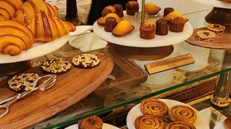 Завтрак в отеле Four Seasons. Фото: Матан Хезрони