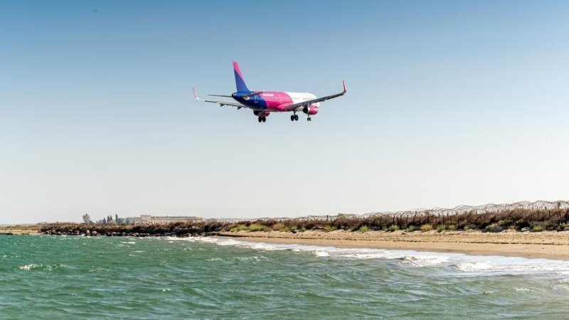 10 миллионов пассажиров в Ларнаку и из нее. Фото: kirill_makarov / Shutterstock