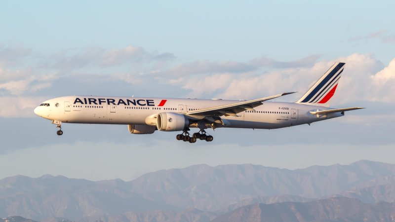 Самолет Air France Boeing 777-300. Фото: Shutterstock