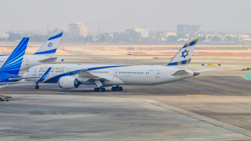 Запад ослабевает, Восток усиливается. EL-AL: Фото: Ахия Блемас