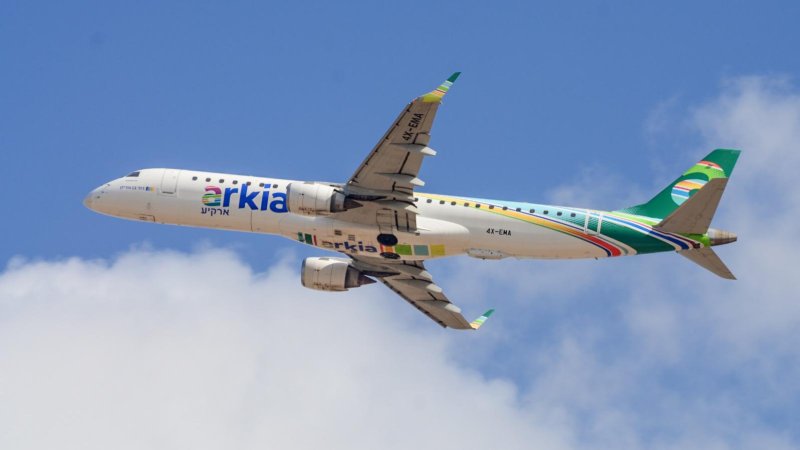 EMBRAER 195 от Arkia Air lines. Фото: Ахия Балмас