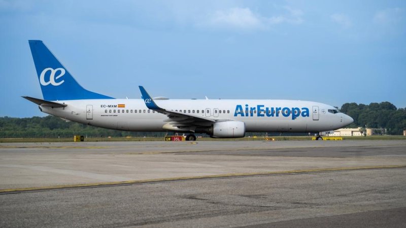 Boeing 737-800 авиакомпании Air Europa. Фото: MC MEDIASTUDIO / Shutterstock