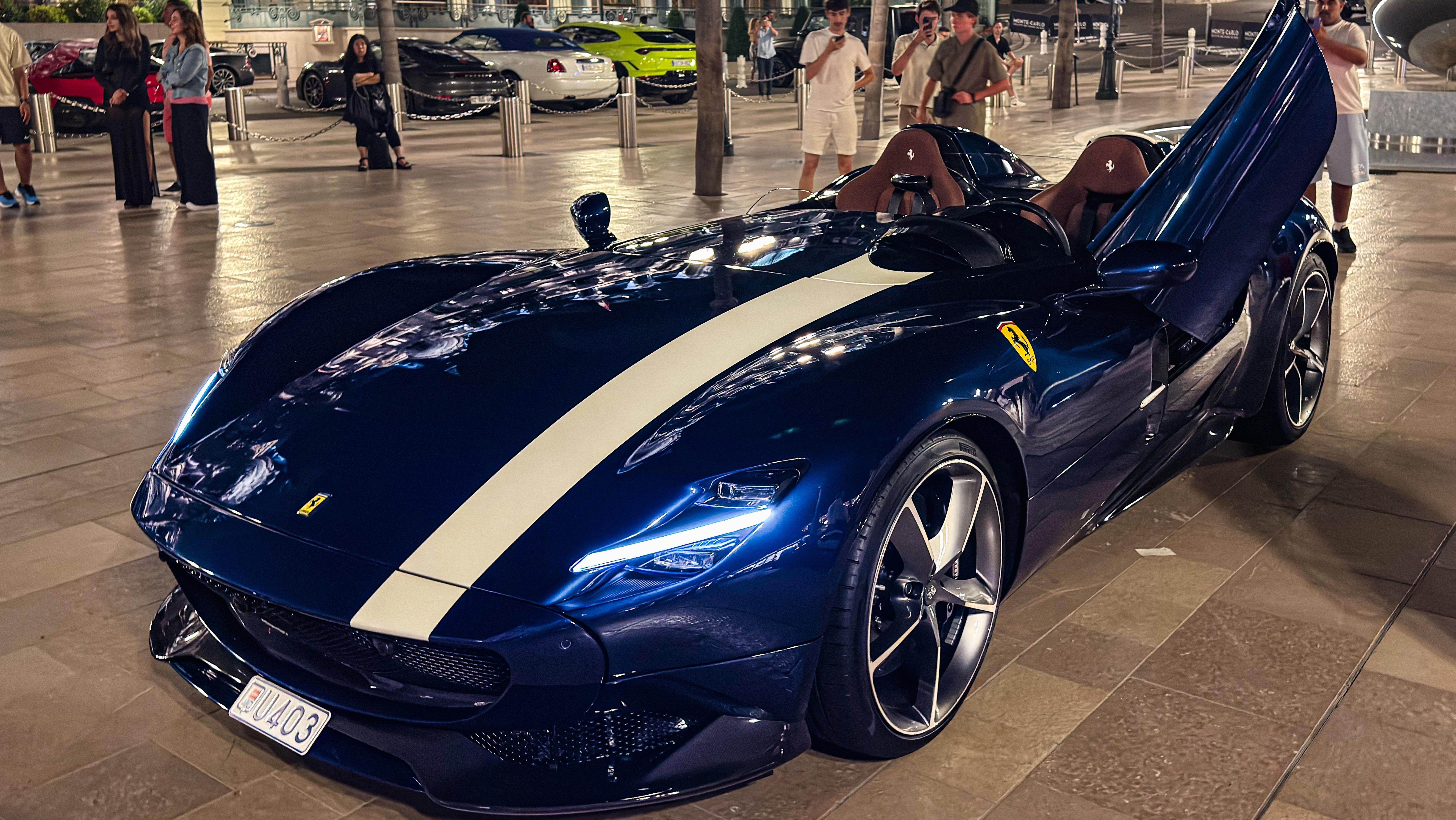 Ferrari Monza SP2. צילום: TheCarPhotographer / Shutterstock.com