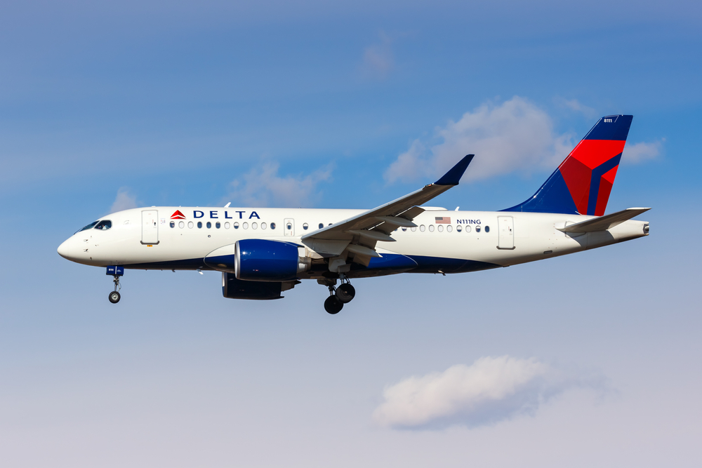 A220-100 של דלתא. צילום: shutterstock