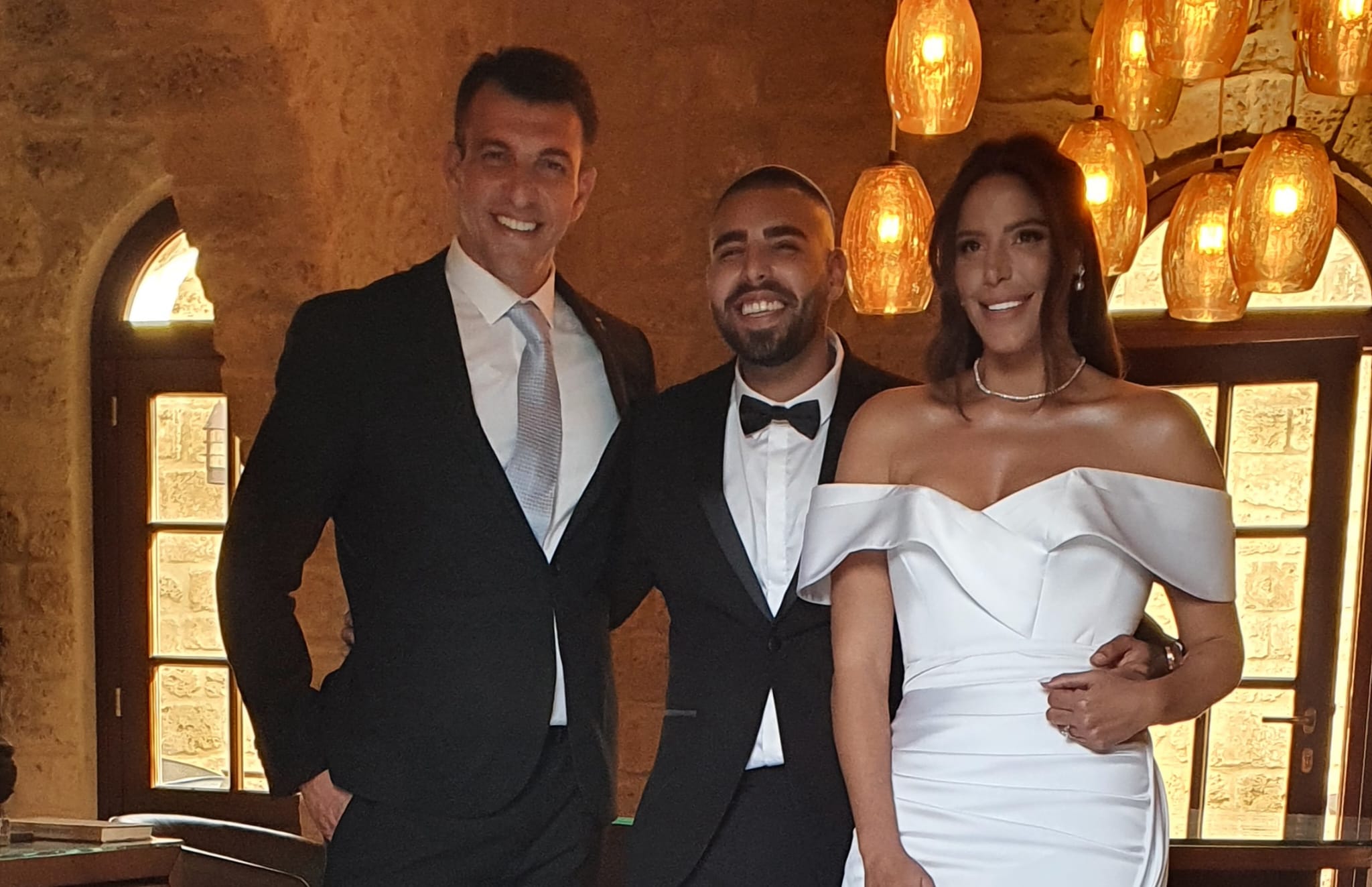 נסרין קדרי, רום שמיר ויניב אדיבי, מנכ"ל המלון.צילום:צילום: מאיה דביר