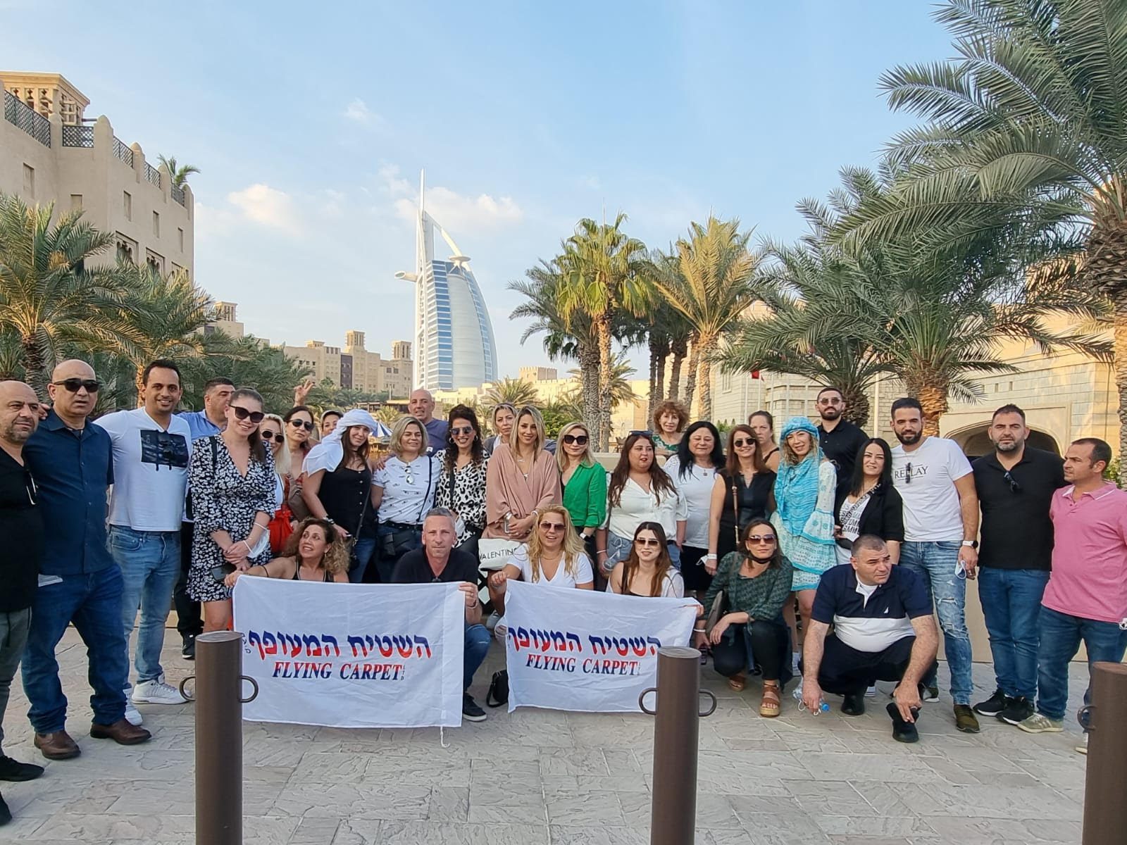 הסוכנים בדובאי. צילום: באדיבות השטיח המעופף