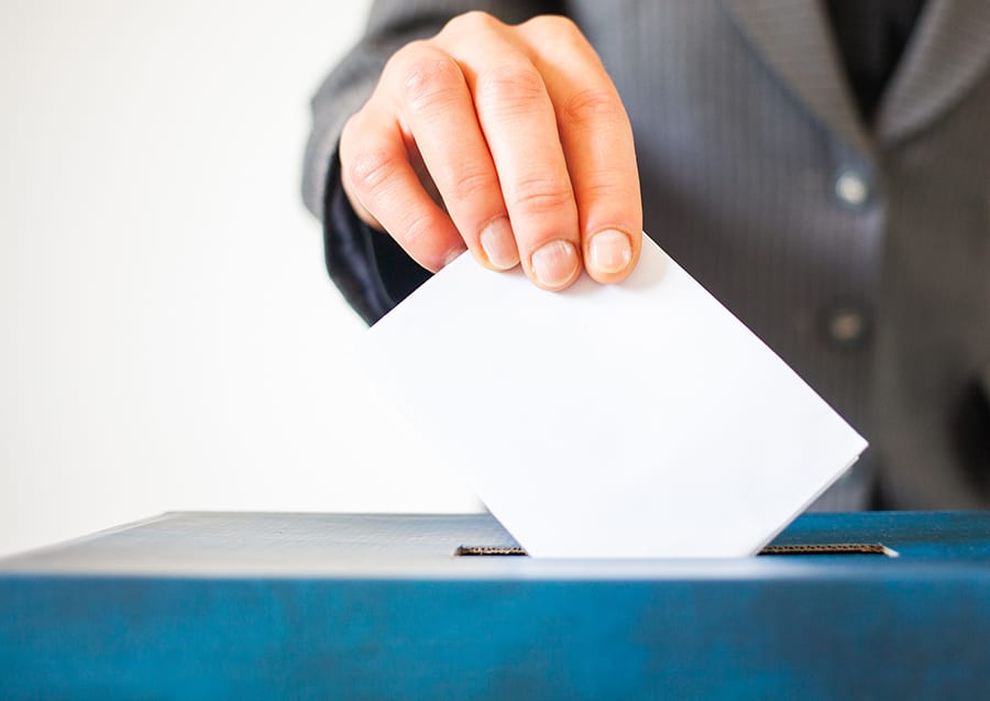 בחירות לנשיאות התאחדות בתי המלון. צילום: shutterstock|