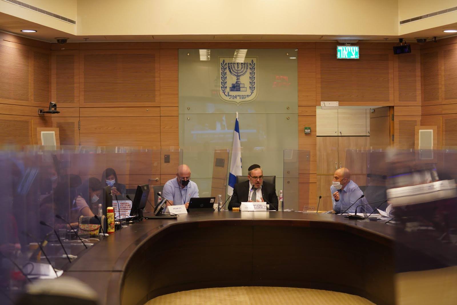 ועדת החוקה בכנסת. יו"ר הוועדה ח"כ  יעקב אשר. צילום: דוברות הכנסת