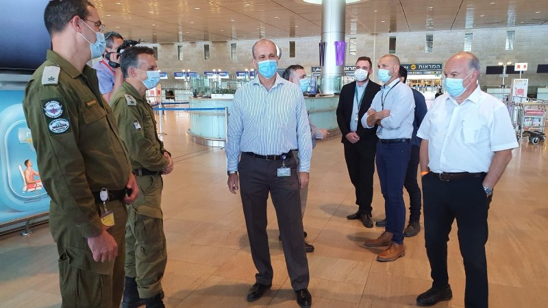קובי זוסמן, מנכ"ל יאט"א ישראל בסיור שקיימה רש"ת לנציגי משרד הבריאות ותעשיית התעופה. צילום: ספיר פרץ זילברמן
