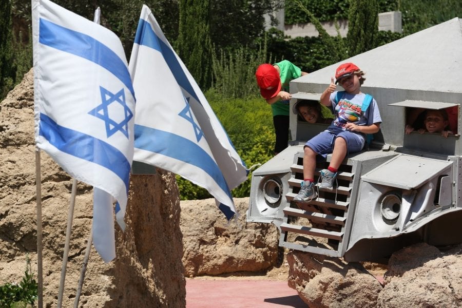 יד מרדכי. צילום: גלעד קוורלציק|בית ילין מוצא. צילום: יח"צ
