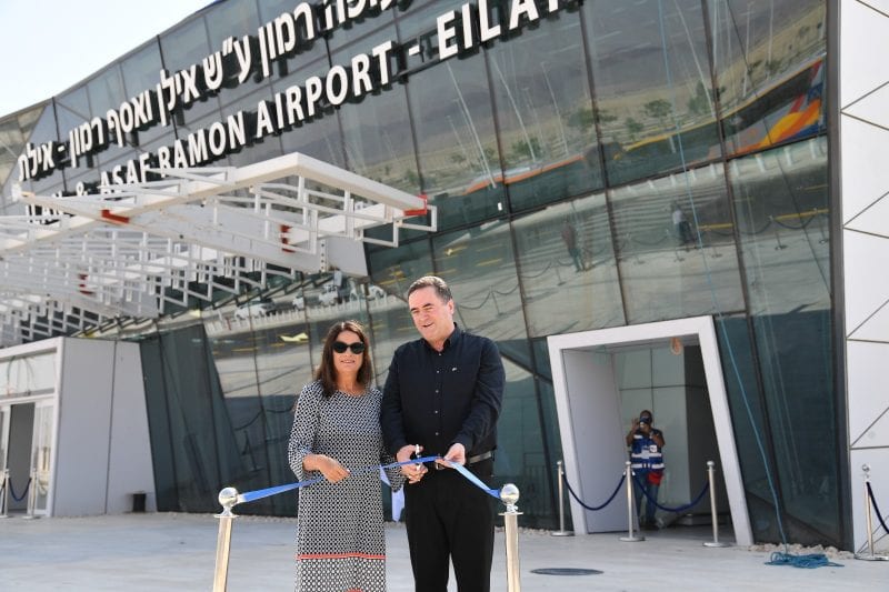 שר התחבורה ורונה רמון ז"ל בשדה התעופה רמון. צילום: יוד צילומים