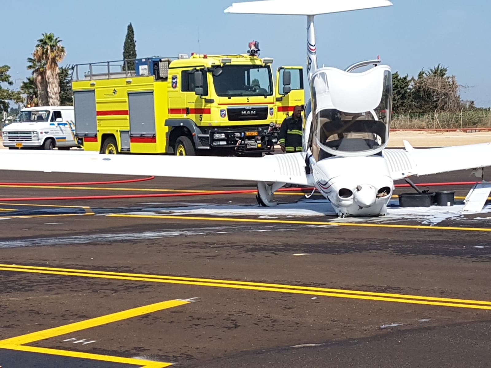 צילום: דובר רשות שדות התעופה|המטוס הבוקר לאחר הנחיתה. צילום דובר רשות שדות התעופה