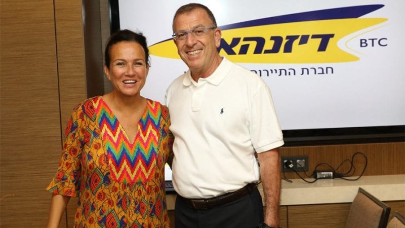 עופר חודורוב וצופית גרנט באירוע ללקוחות העסקיים. צילומים: רונן מחלב|פסגת צמרת. צילומים: רונן מחלב|