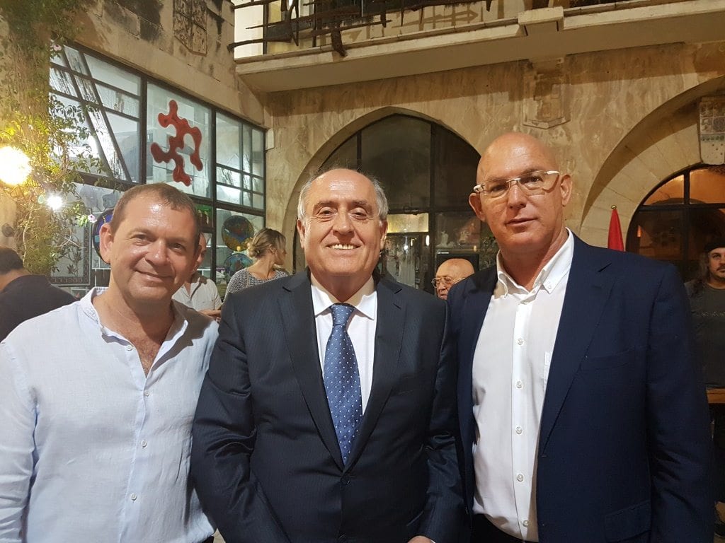 מימין: נמרוד רינות קונסול הכבוד של מונטנגרו