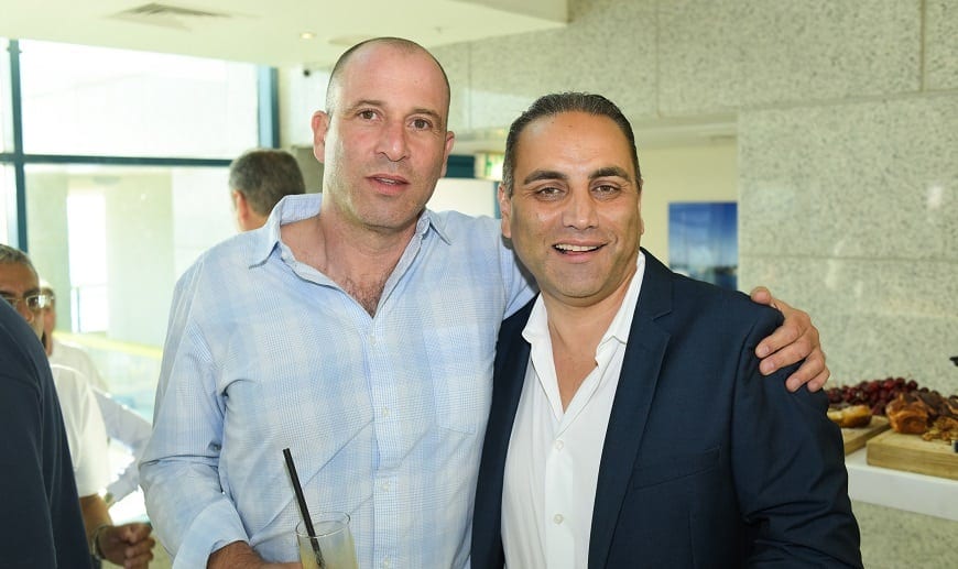 אבי חורמרו - מנכ"ל קבוצת נקש ישראל ורשת מלונות אורכידאה ואייל קשדן &ndash; מנכ"ל חברת התיירות 'השטיח המעופף'. צלם: גיא חמוי