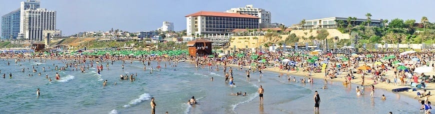 חופי הרצליה. צילום:אור מני