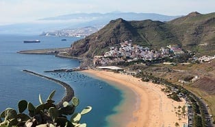 חגיגת עדלאידע עם אופיר טורס. Playa de Las Teresitas