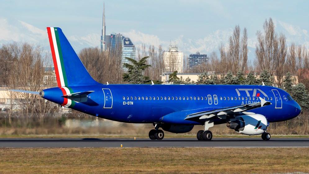 ITA AIRWAYS. צילום: shutterstock