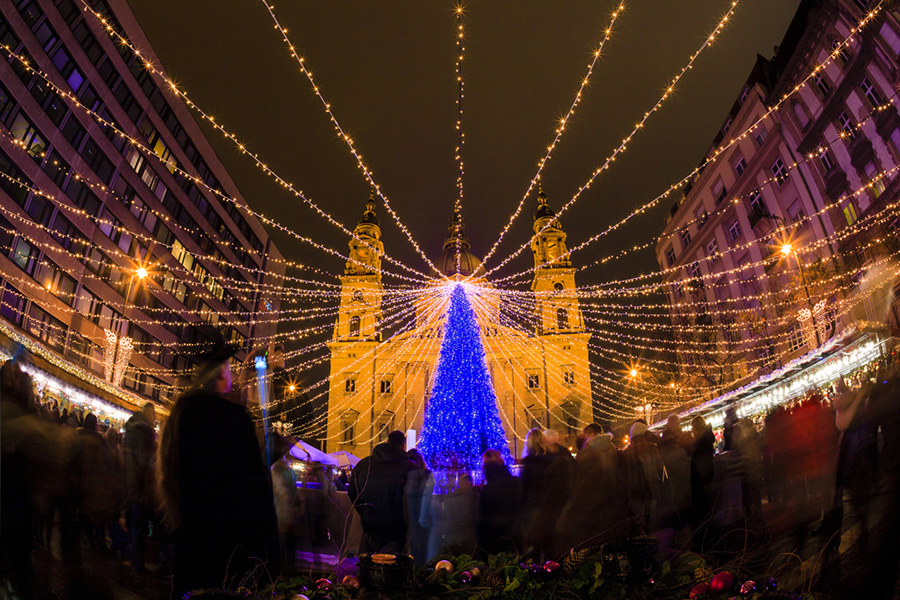 Christmas market, Budapest. Photo: Shutterstock