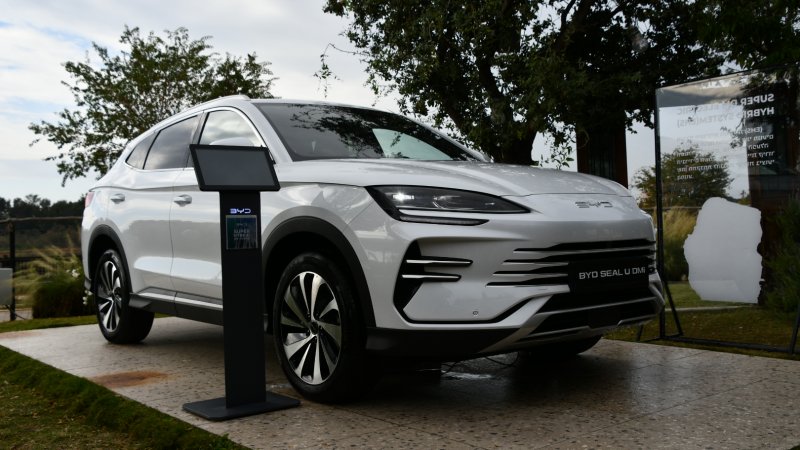 BYD SEAL U Plug-in. Photo: Ira Makienko