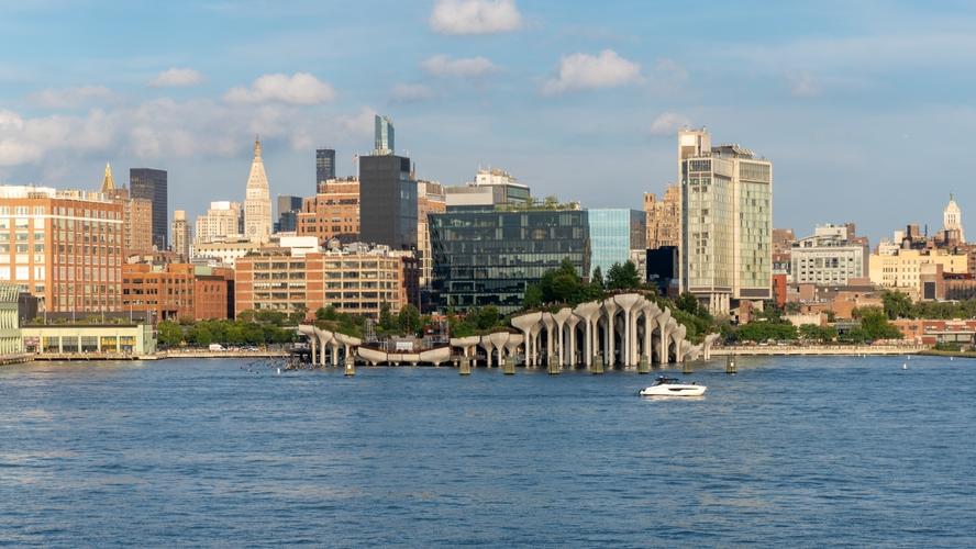 Hudson River. Photo: shutterstock