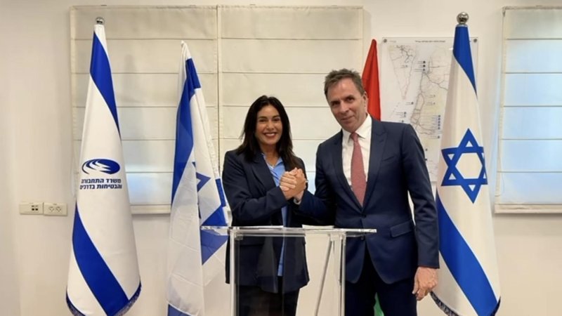 Minister Regev with Wizz Air President