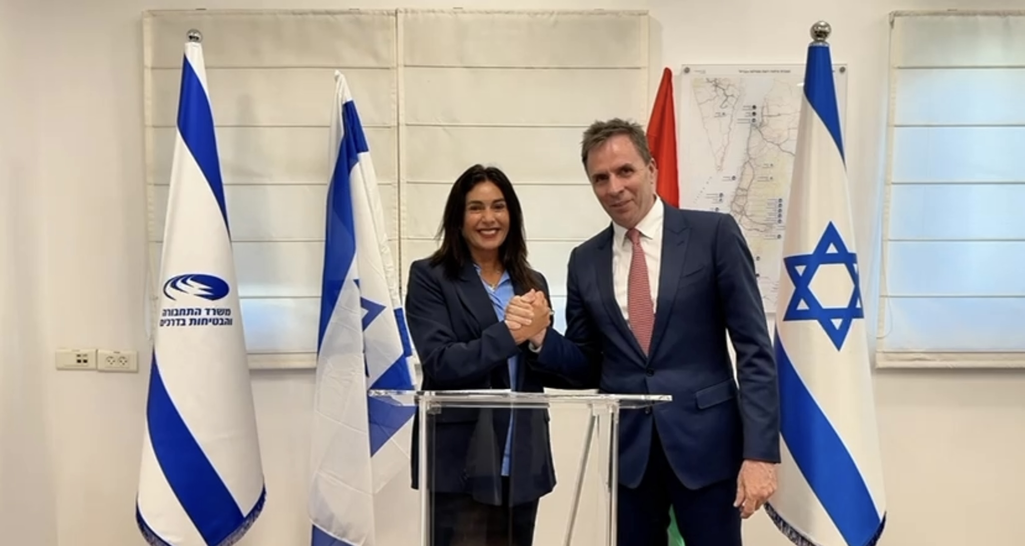 Minister Regev with WizzAir President