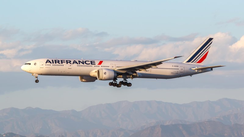 Air France Boeing 777-300. Photo: Shutterstock