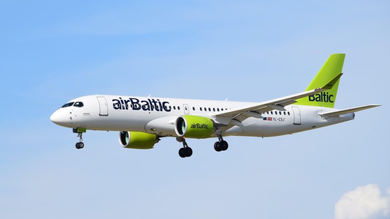 Самолет Air Baltic. Фото: Sergio Torres Parra, Shutterstoc