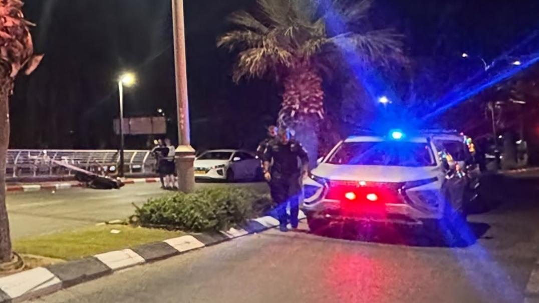הרוג בתאונת אופנוע בהרצליה. צילום: דוברות המשטרה