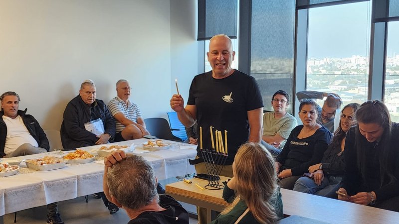 קשדן מברך. צילום: השטיח המעופף קשדן מברך. צילום: השטיח המעופף