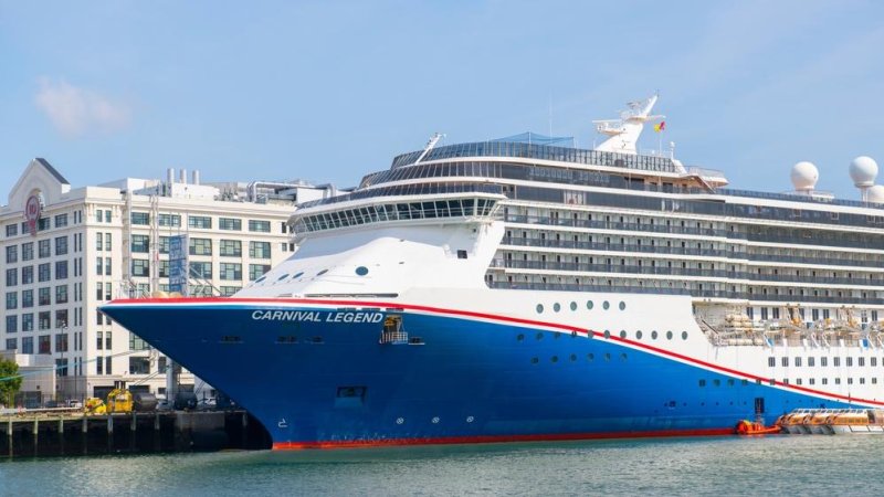 Carnival Legend. צילום: shutterstock Carnival Legend. צילום: shutterstock