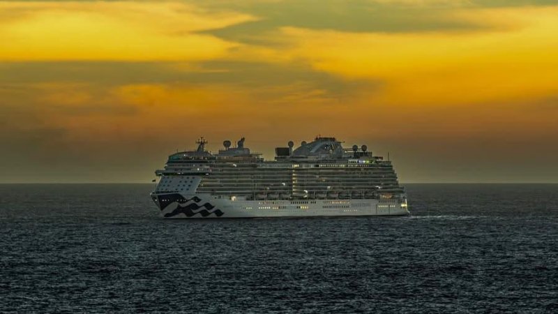 ליקוי חמה בלב ים. צילום: Princess Cruises