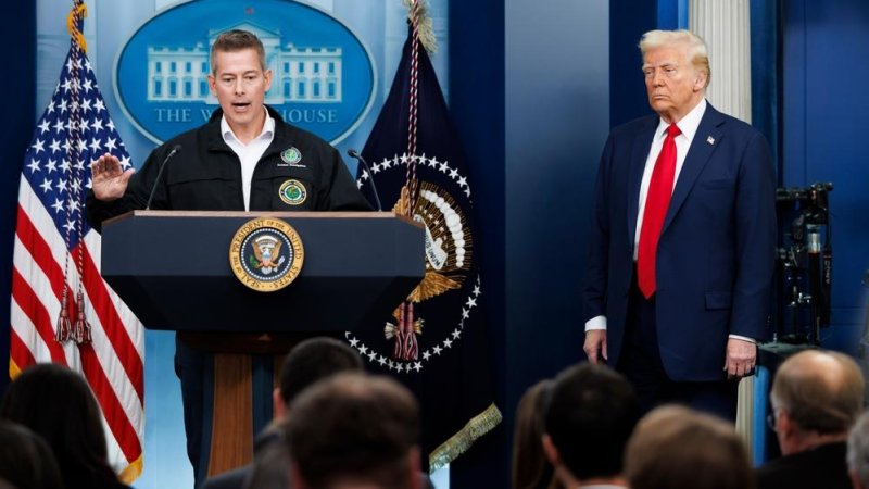 Sean Duffy, US Secretary of Transportation, alongside US President Donald Trump. Photo: Joshua Sukoff / Shutterstock