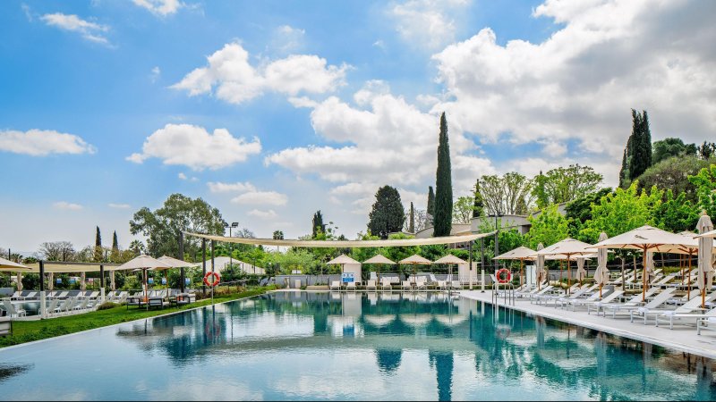 Year-round heated swimming pool at Isrotel's Ayala Hotel. Photo: Studio Peled
