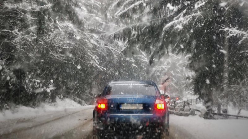 Snowy roads. Photo: Alex Igna