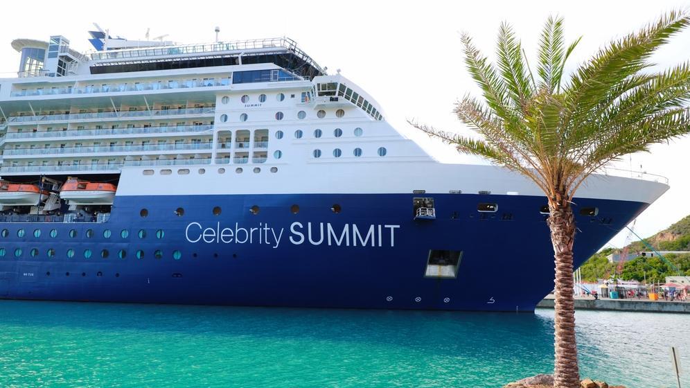 Celebrity Summit. Photo: Mike Van Moonlight / Shutterstock