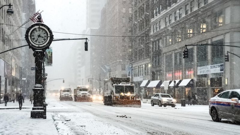 Unusual snowstorm in New York. Photo: Shutterstock