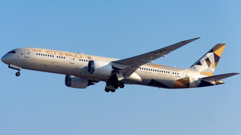 Etihad Airways Boeing 787-9. Photo: Shutterstock
