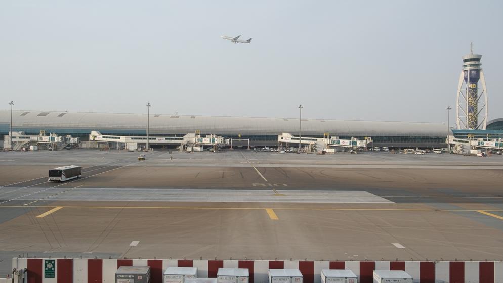 Dubai DXB. Photo: Sebastian Castelier / Shutterstock