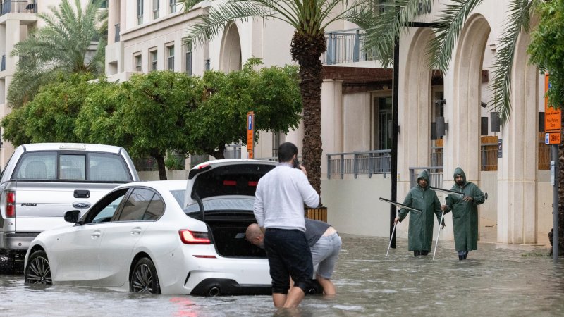 Flooding in Dubai. Storm Photo: Katiekk / Shutterstock