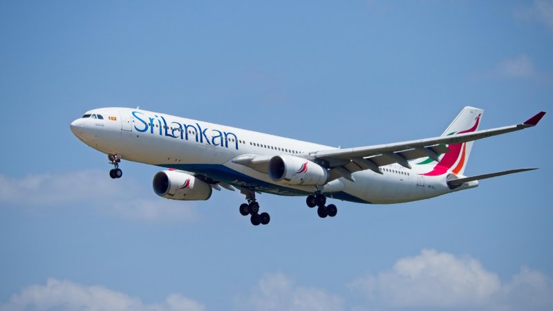 SriLankan Airlines. Photo; alphonsusjimos / Shutterstock