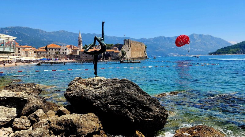 On the way to the European Union. Montenegro. Photo: Eli Stern