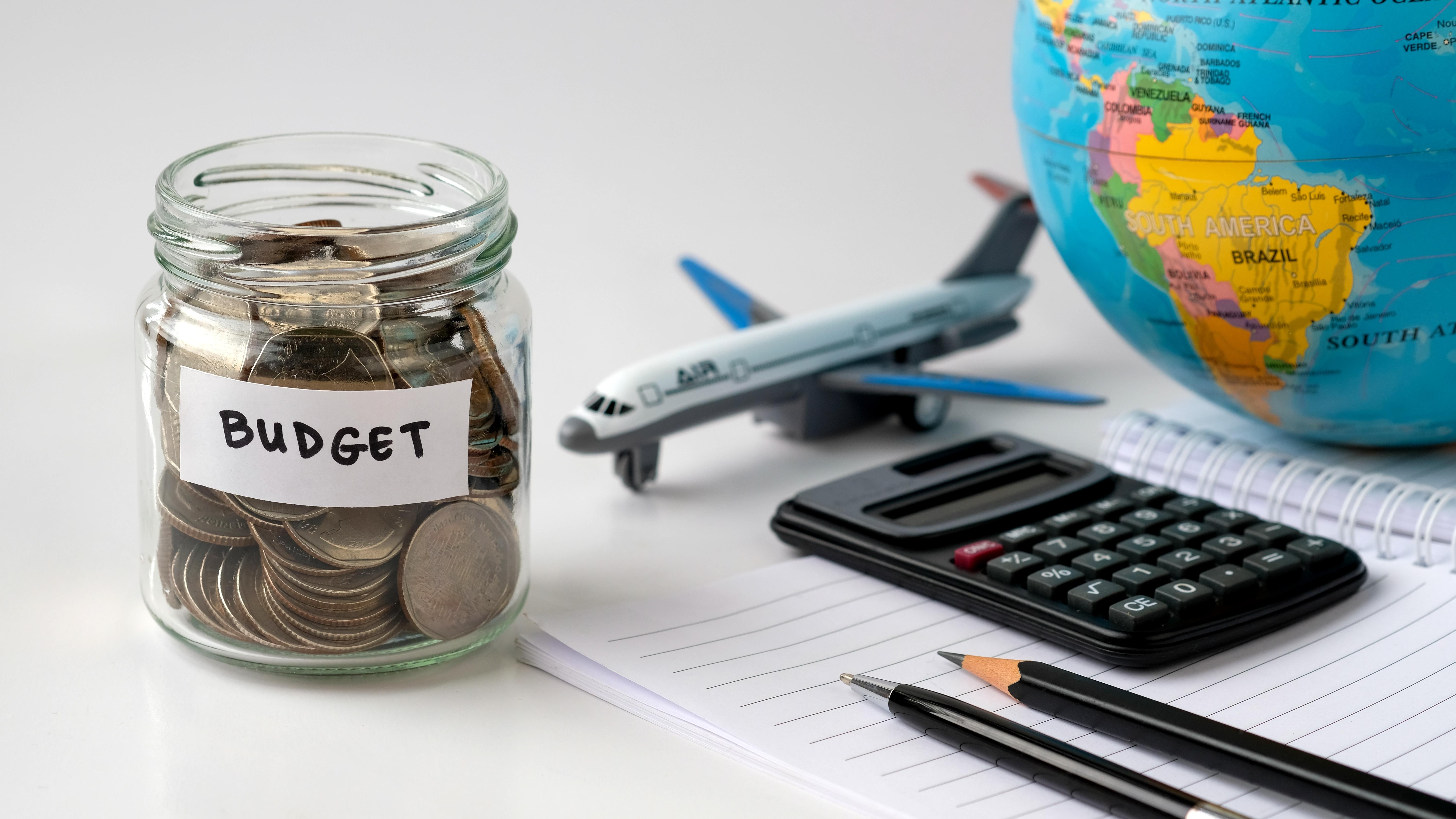 Airlines are raising fees in 2026. Photo: Shutterstock