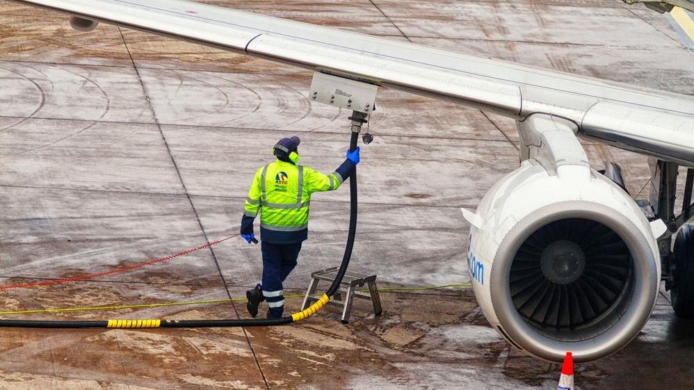 Jet fuel prices are affecting the aviation industry. Photo: Shutterstock