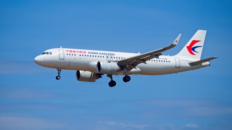 China Easterm Airlines. Photo: alphonsusjimos / Shutterstock.com