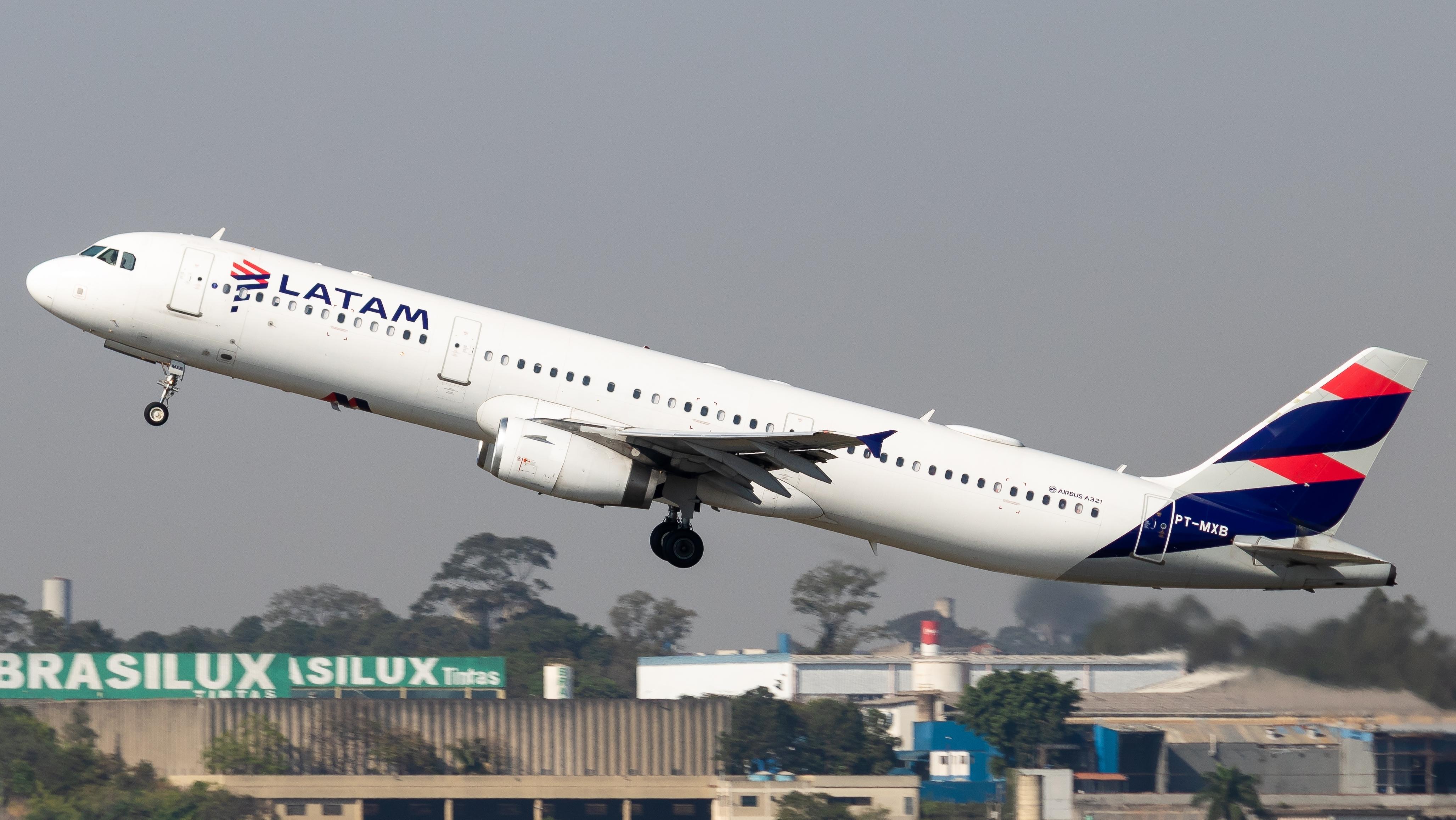LATAM Airbus A321. Photo: Joao Fachetti / Shutterstock.com