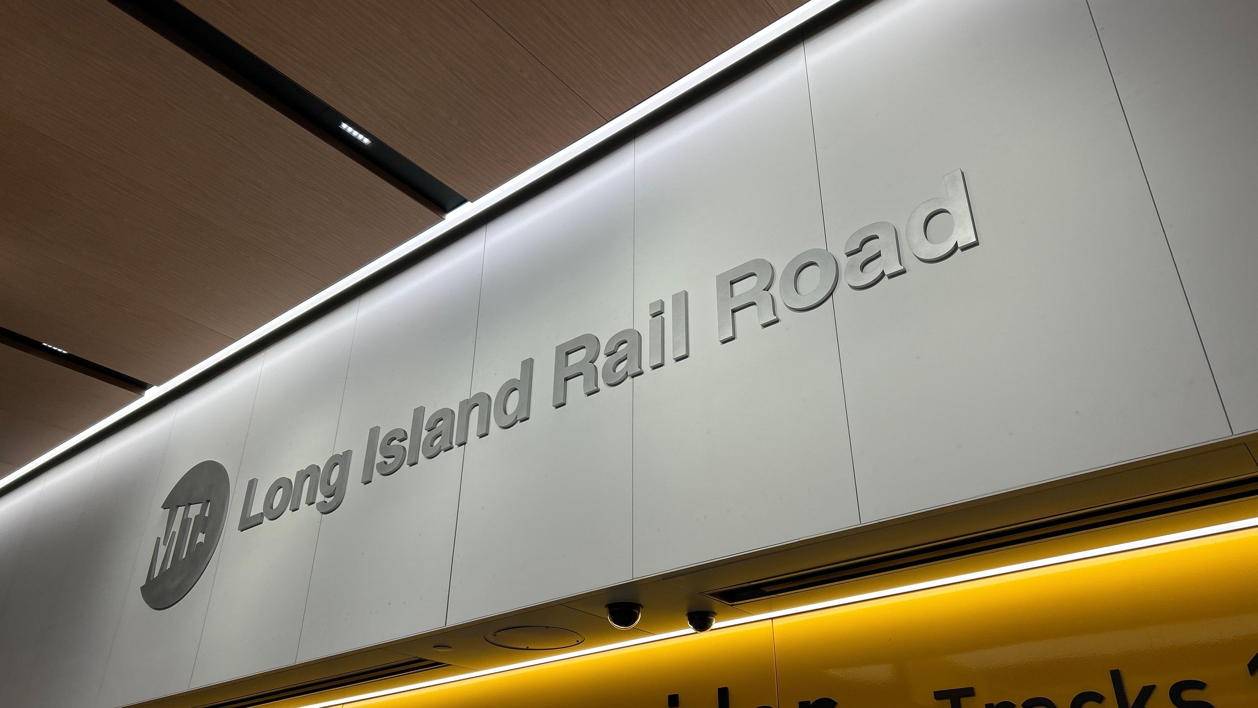 Long Island Rail Road strike is over. Photo: Colinmthompson / Shutterstock.com
