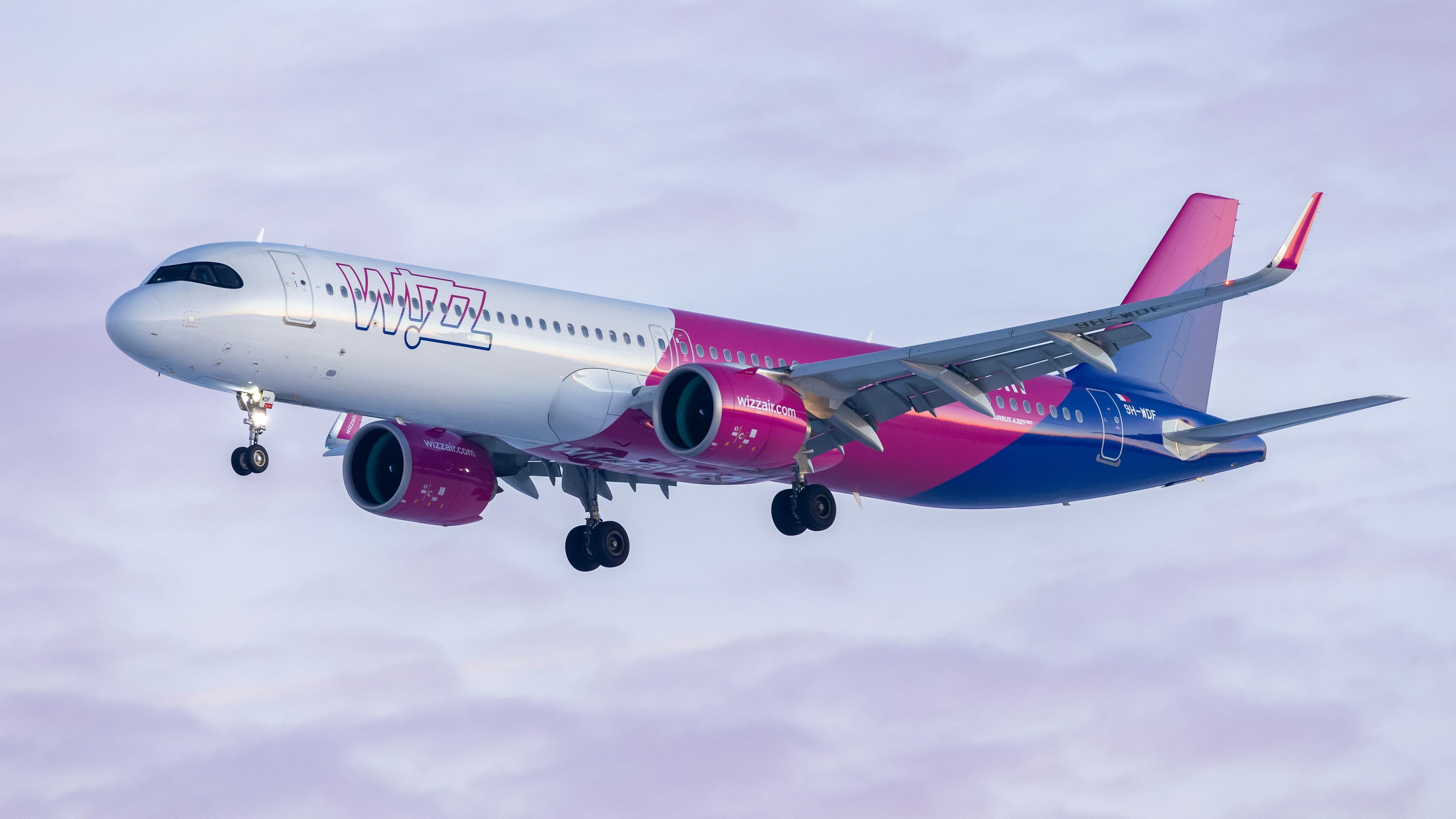 Wizz Air. Photo: Kamilpetran / Shutterstock.com