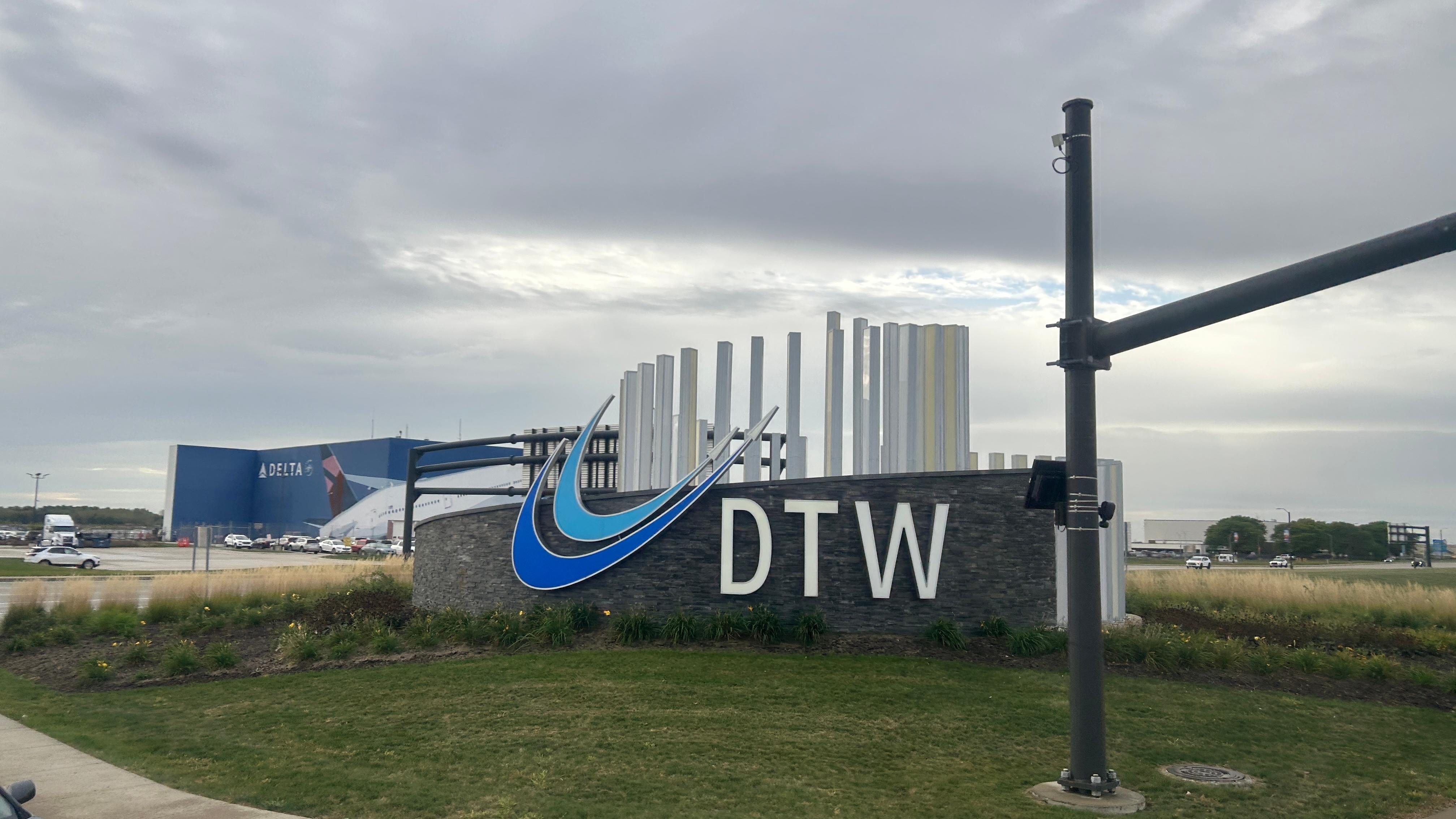 DTW Airport. Photo: Colinmthompson / Shutterstock.com